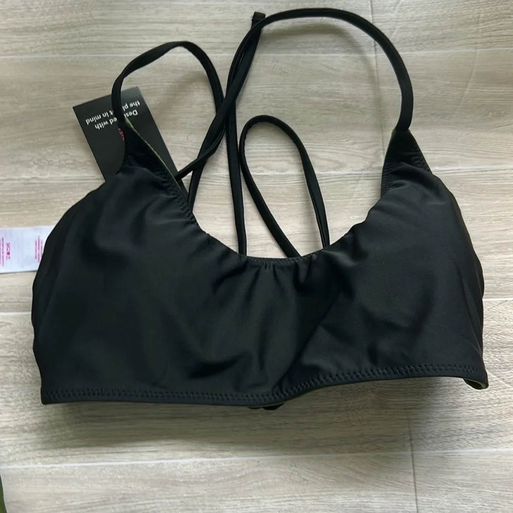 No Boundaries NWT Reversible Olive Green and Black Halter Bikini Top